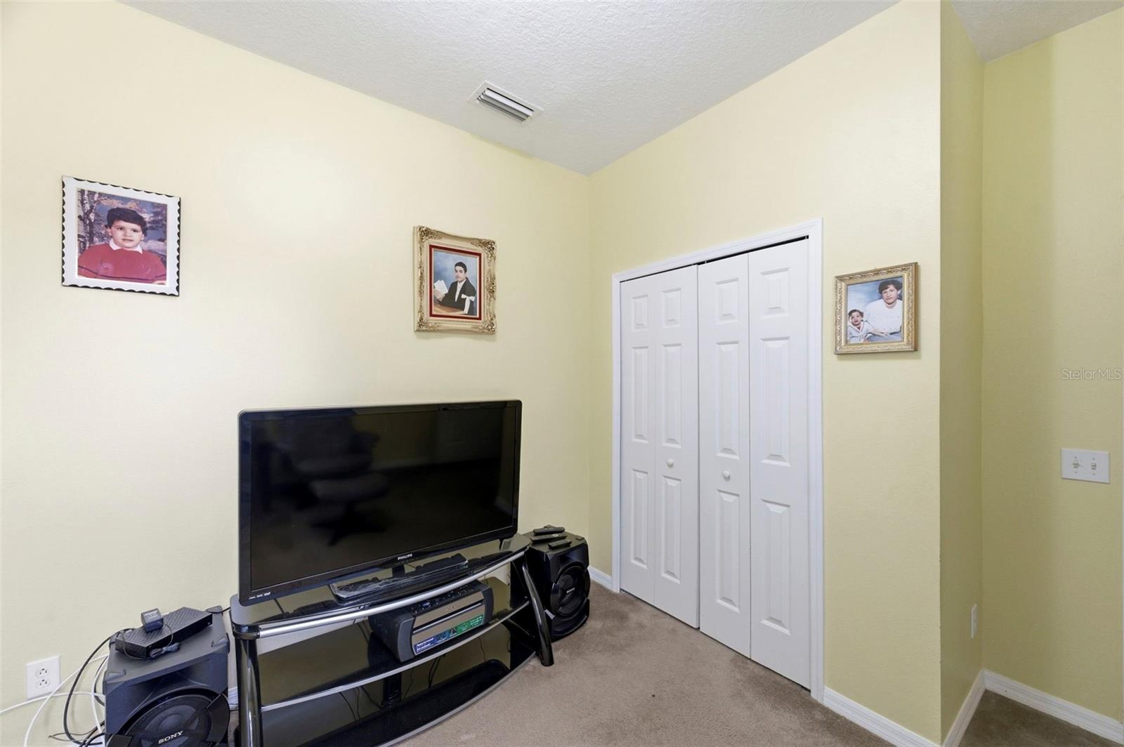 BOYETTE OAKS - Residential