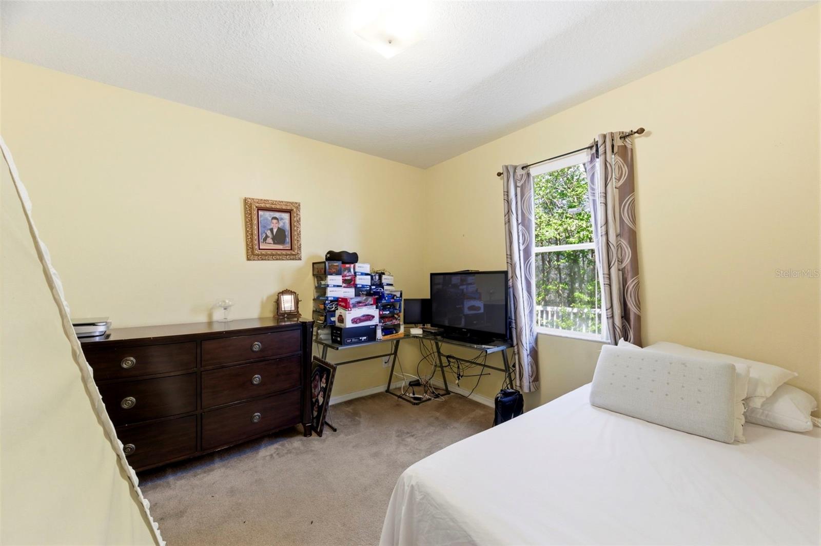 BOYETTE OAKS - Residential