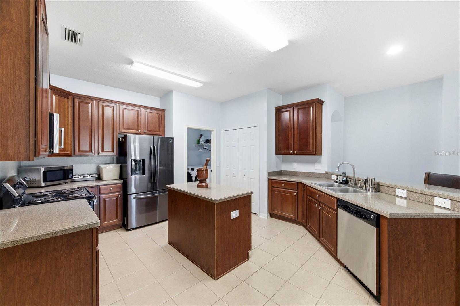 BOYETTE OAKS - Residential