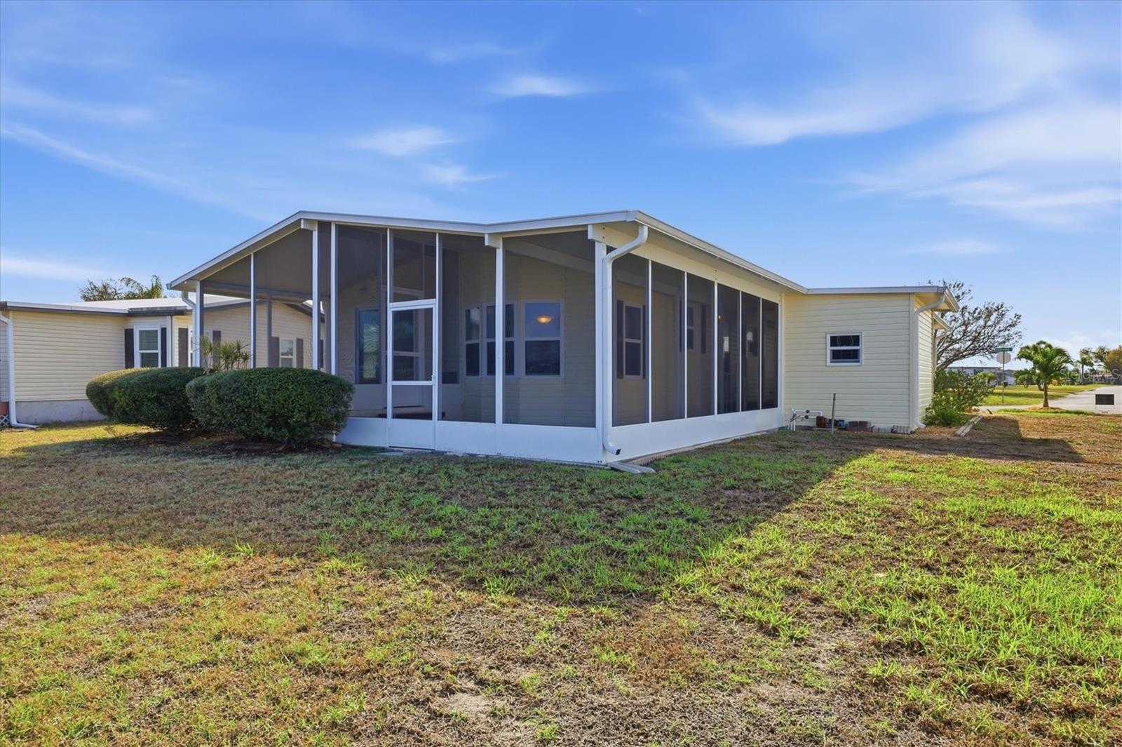 LEMON BAY ISLES PH 03 - Residential