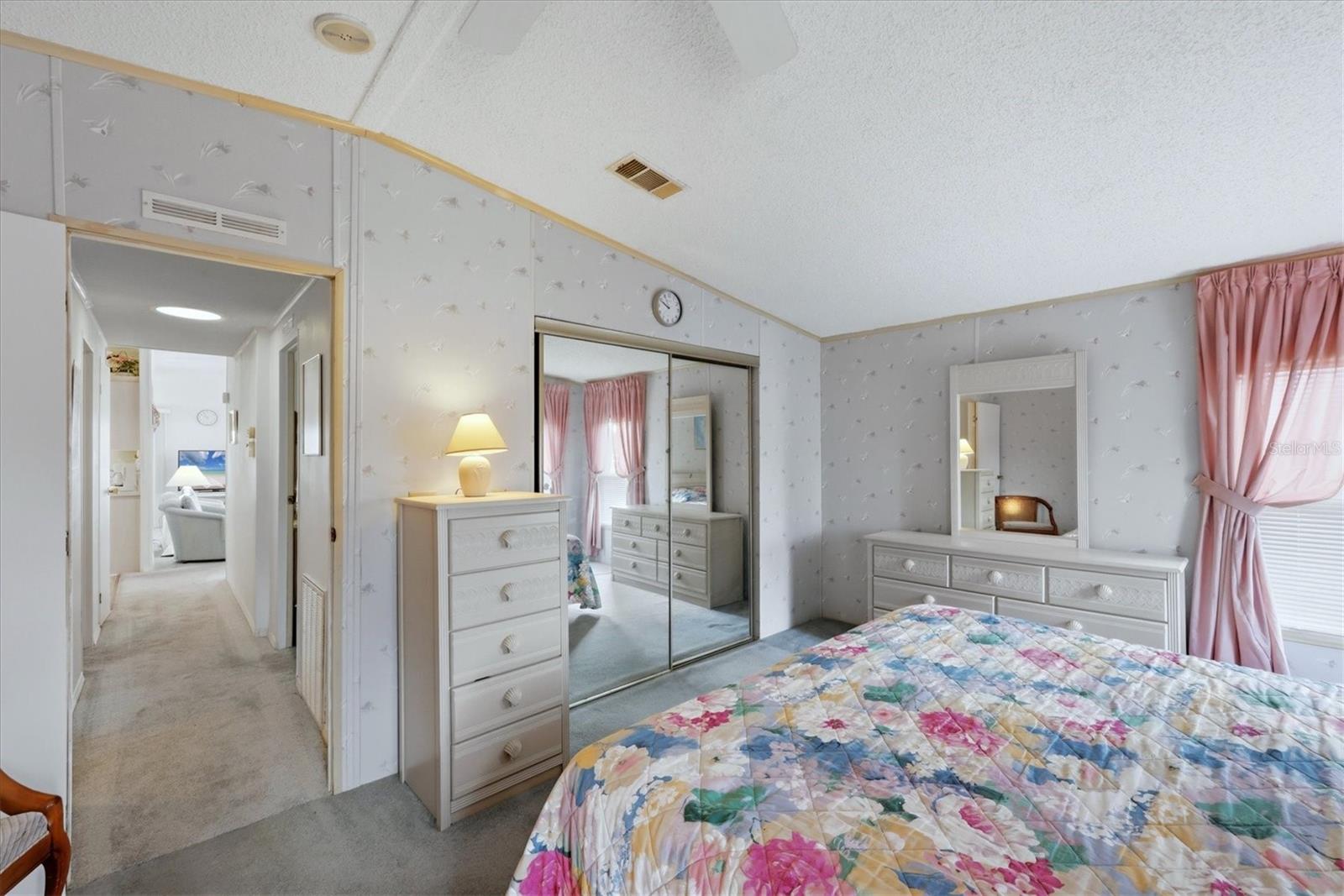 LEMON BAY ISLES PH 03 - Residential