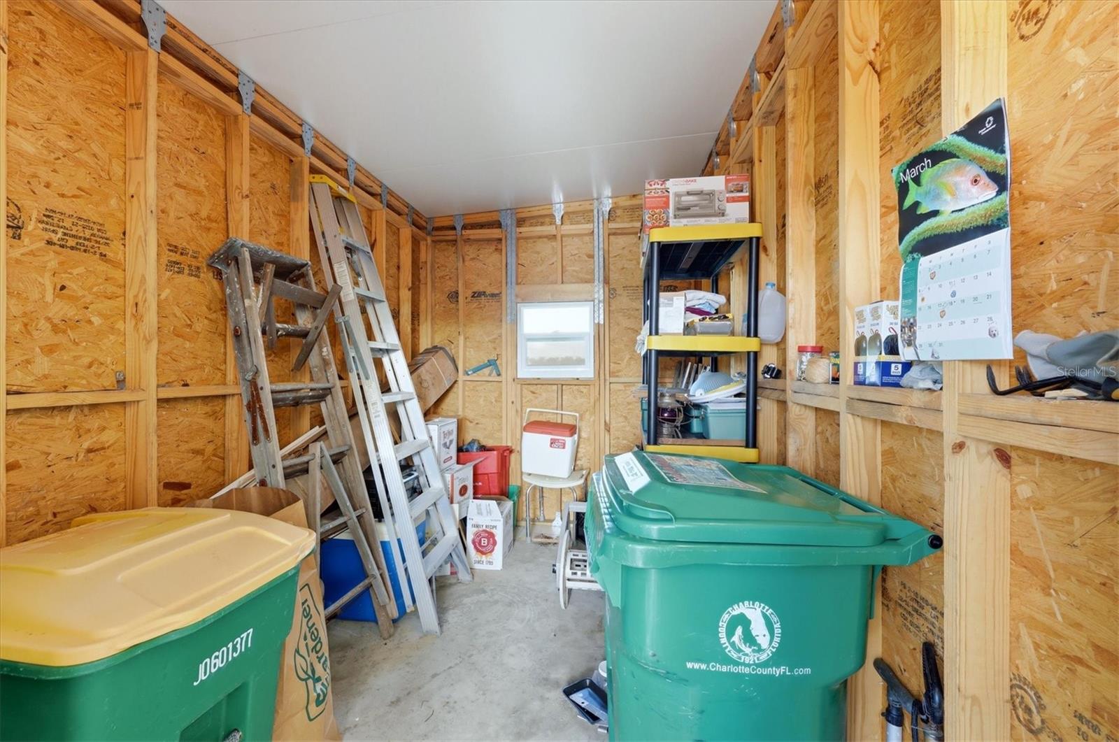 LEMON BAY ISLES PH 03 - Residential