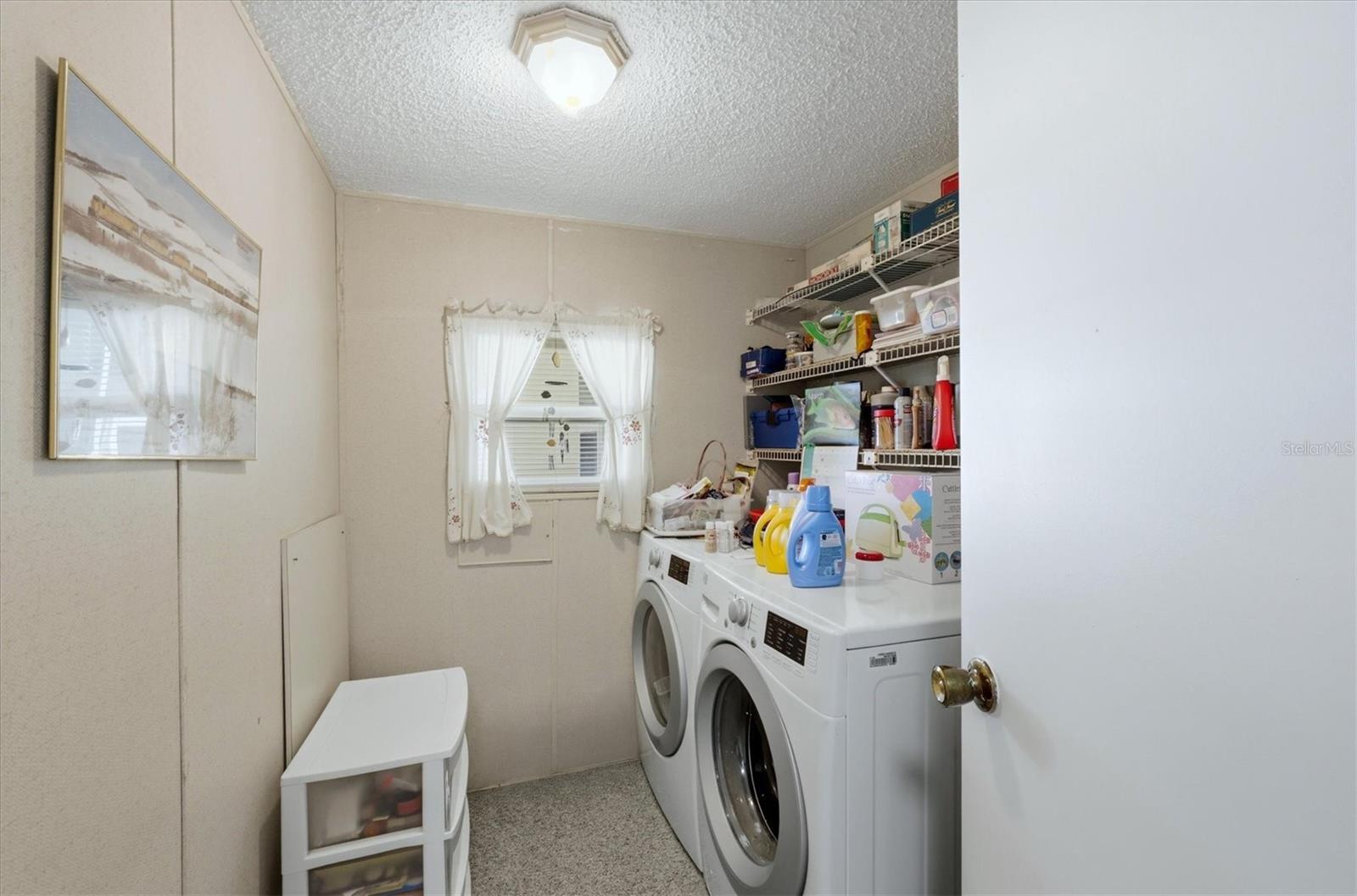 LEMON BAY ISLES PH 03 - Residential