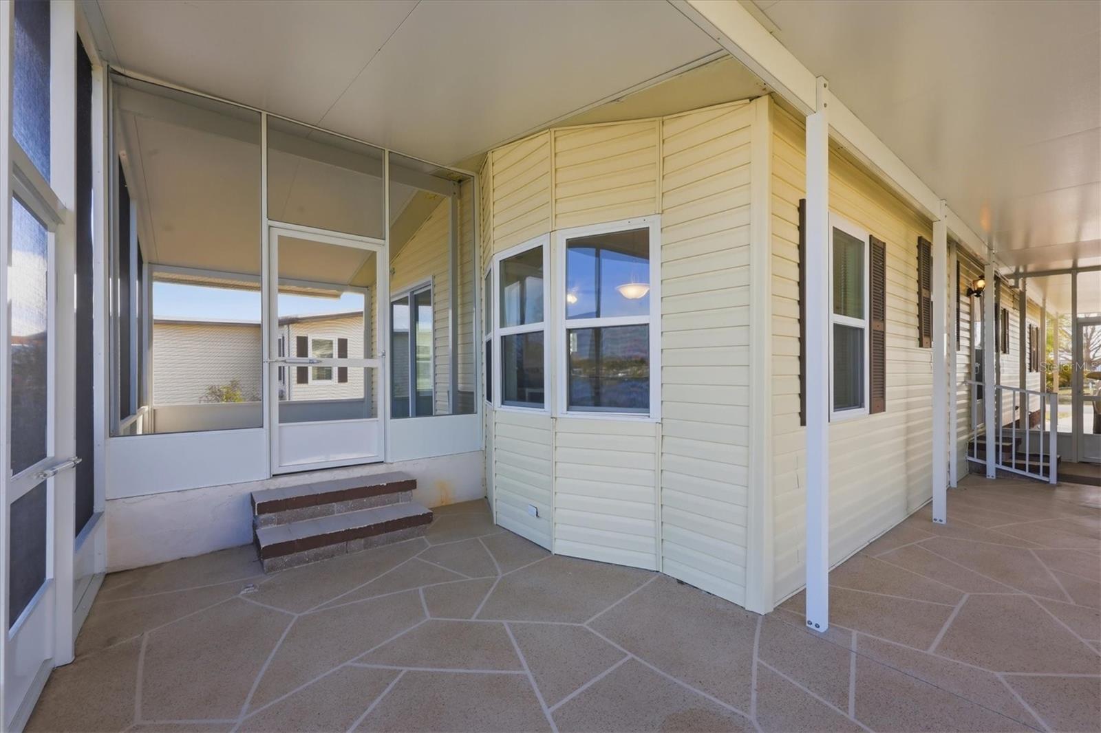 LEMON BAY ISLES PH 03 - Residential