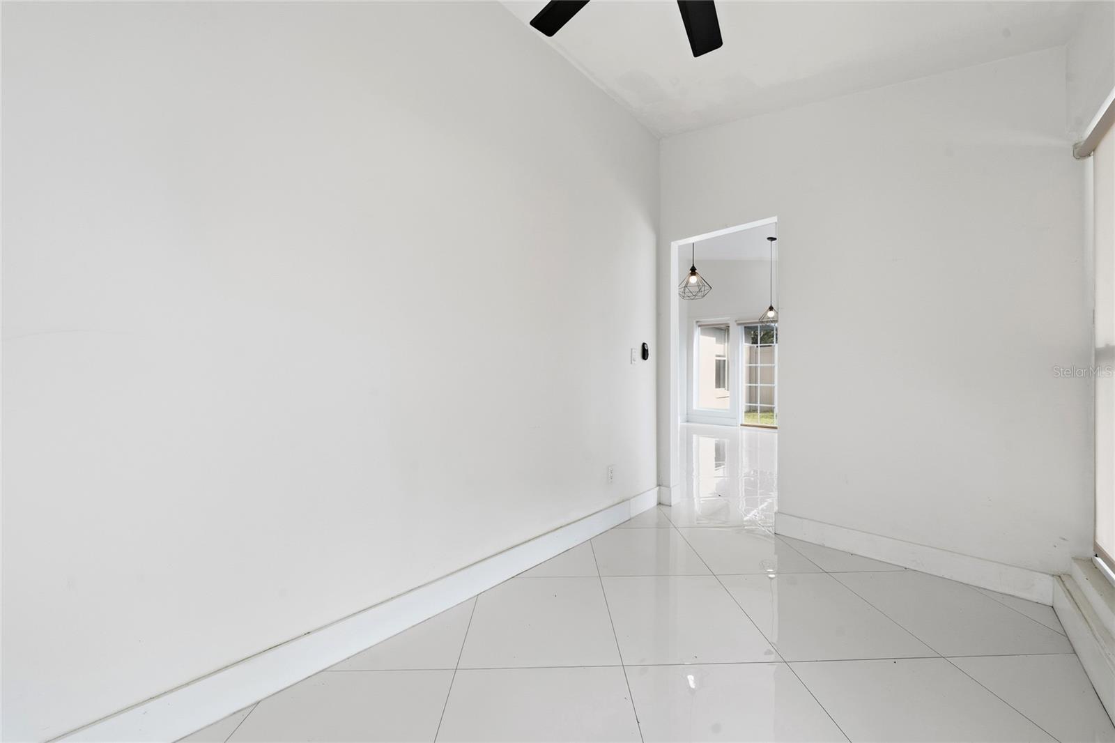 MONTCLAIR PH 01 - Residential