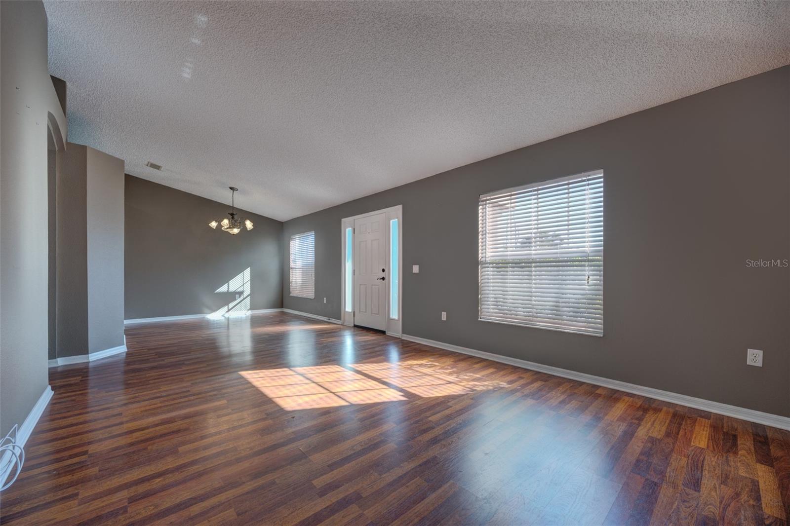 DELTONA LAKES UNIT 08 - Residential