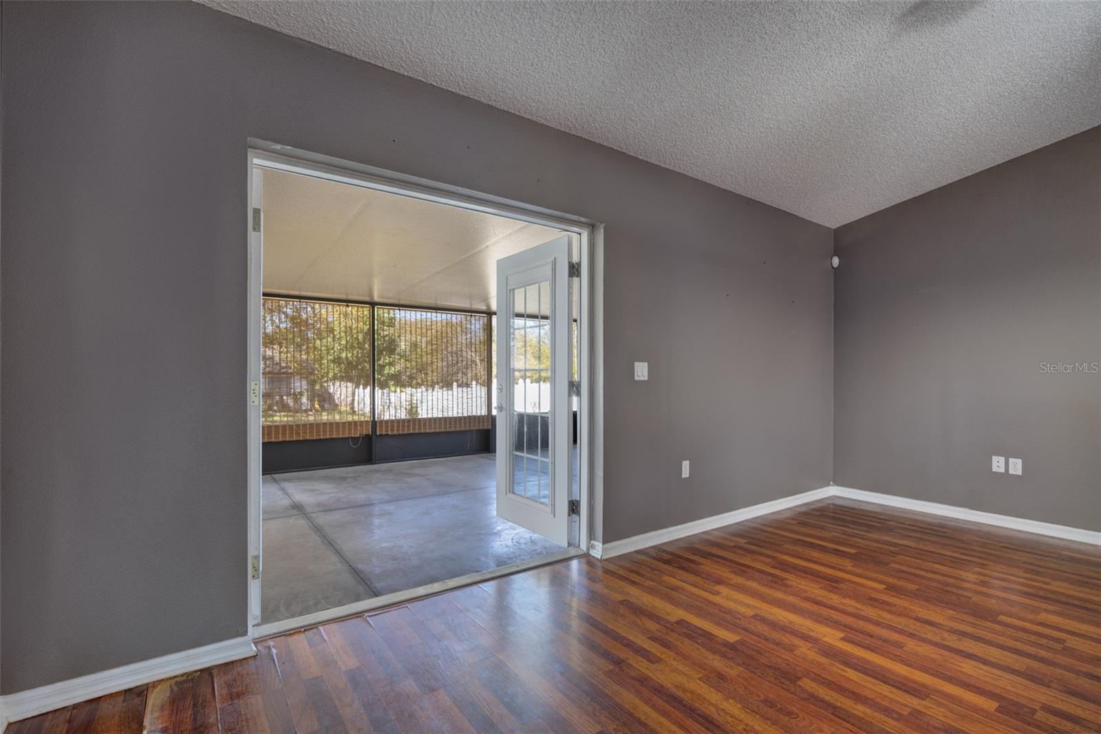 DELTONA LAKES UNIT 08 - Residential