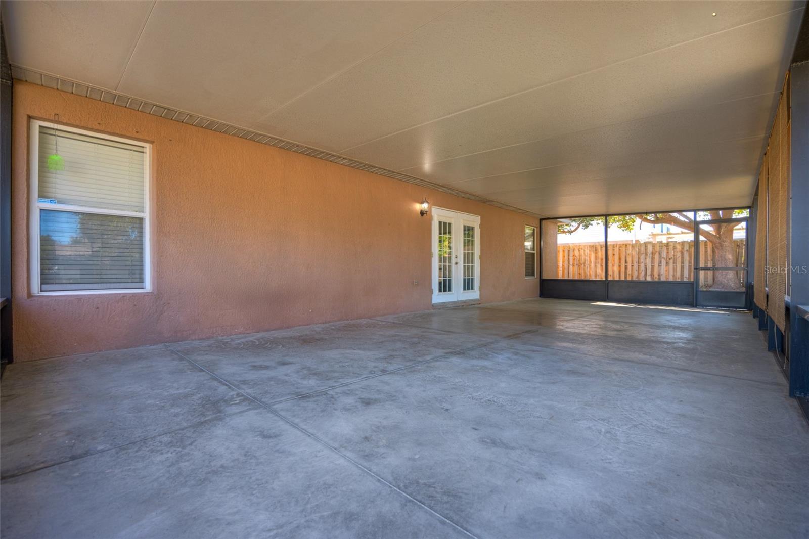 DELTONA LAKES UNIT 08 - Residential