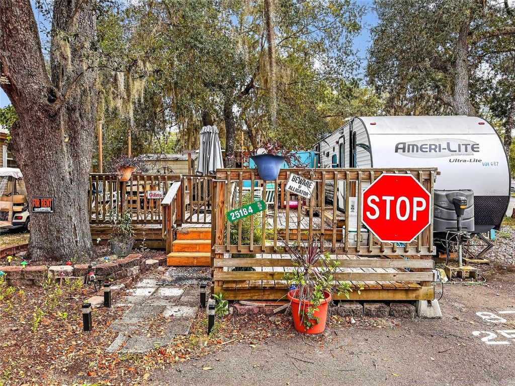 Photo of 25184 143rd Pl, Fort Mccoy, FL 32134 (MLS # G5109967)