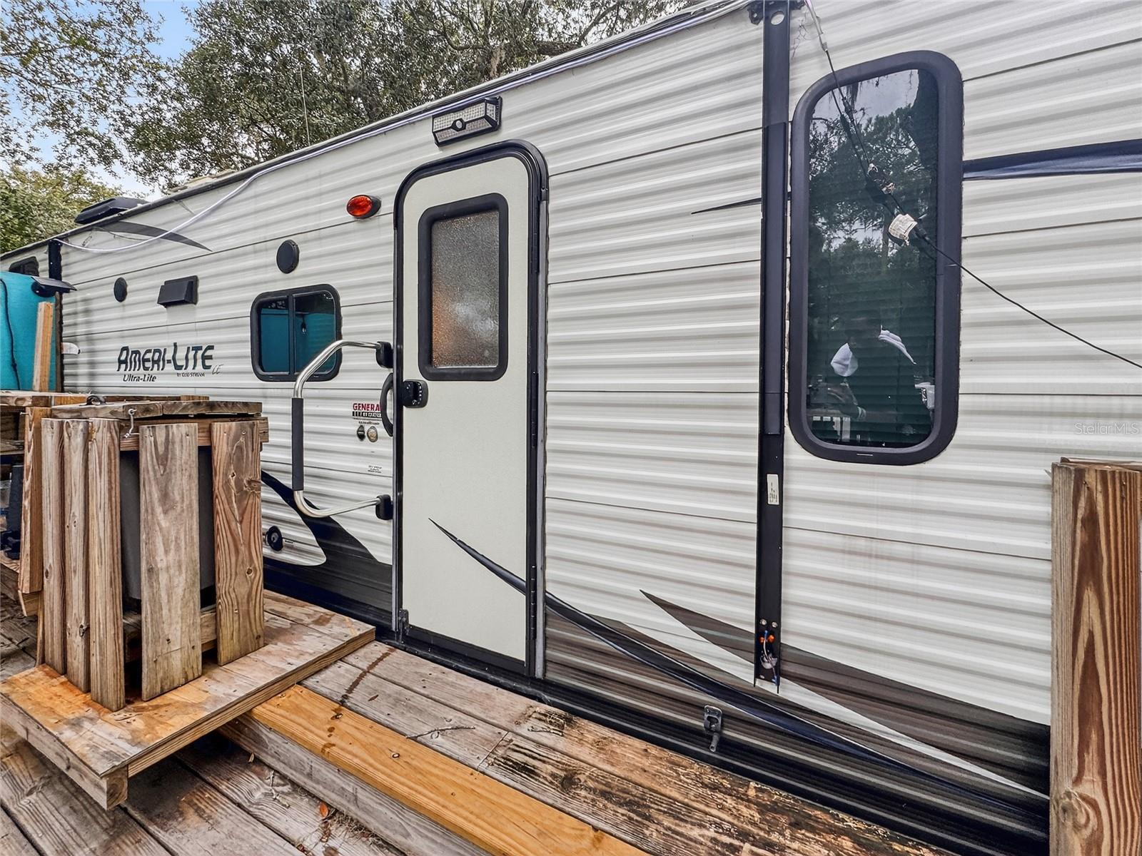 SALT SPRINGS RESORT - Residential