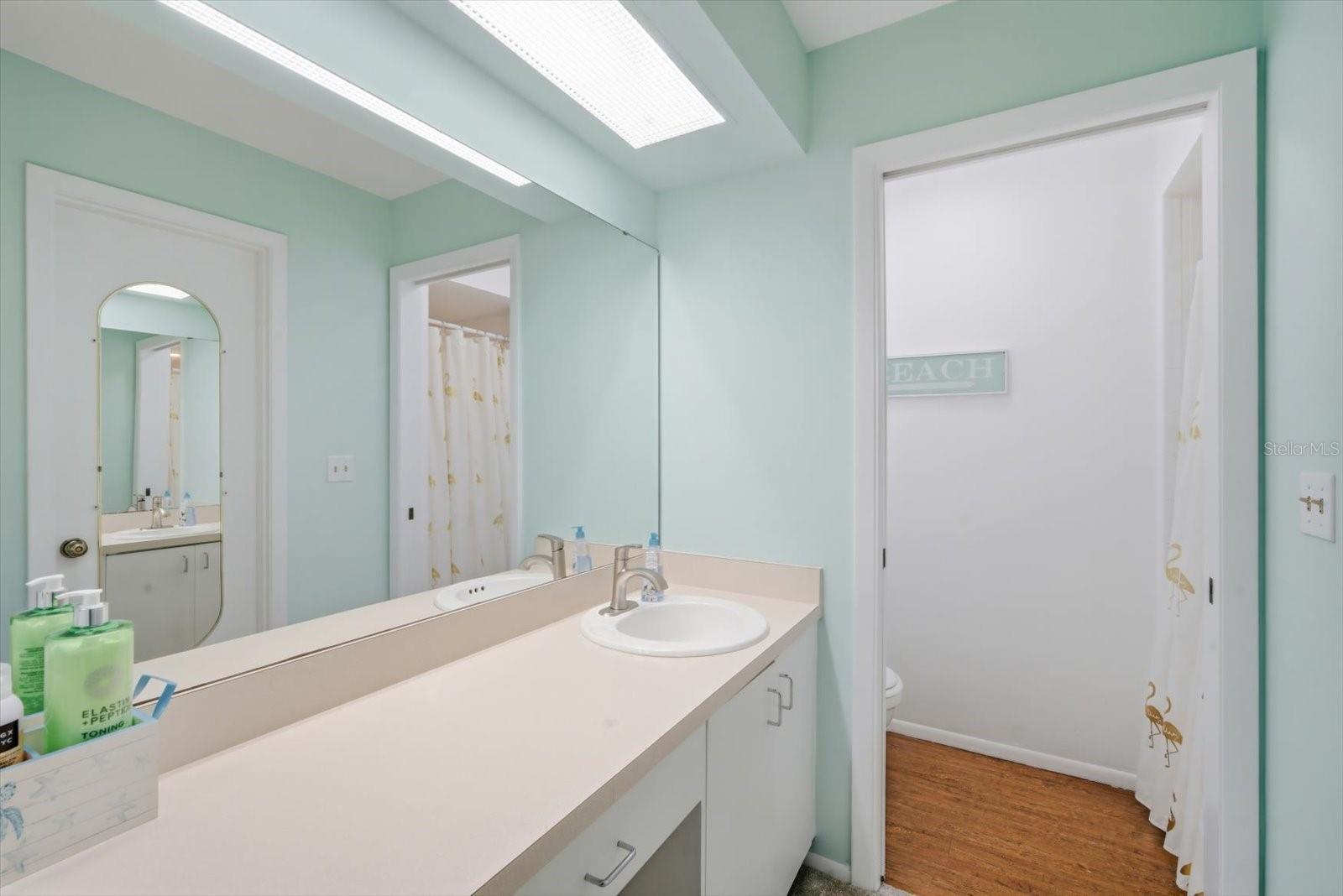 VIVIENDA AT BRADENTON II - Residential