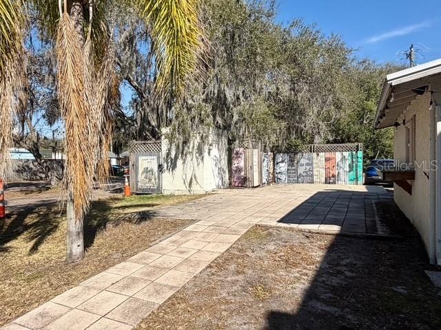 Search 2 417 SANFORD AVENUE