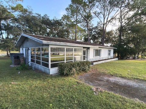 Tiny photo for 37443 Beach Drive, Umatilla, FL 32784 (MLS # O6453518)