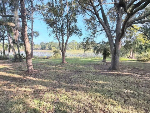 Tiny photo for 37443 Beach Drive, Umatilla, FL 32784 (MLS # O6453518)