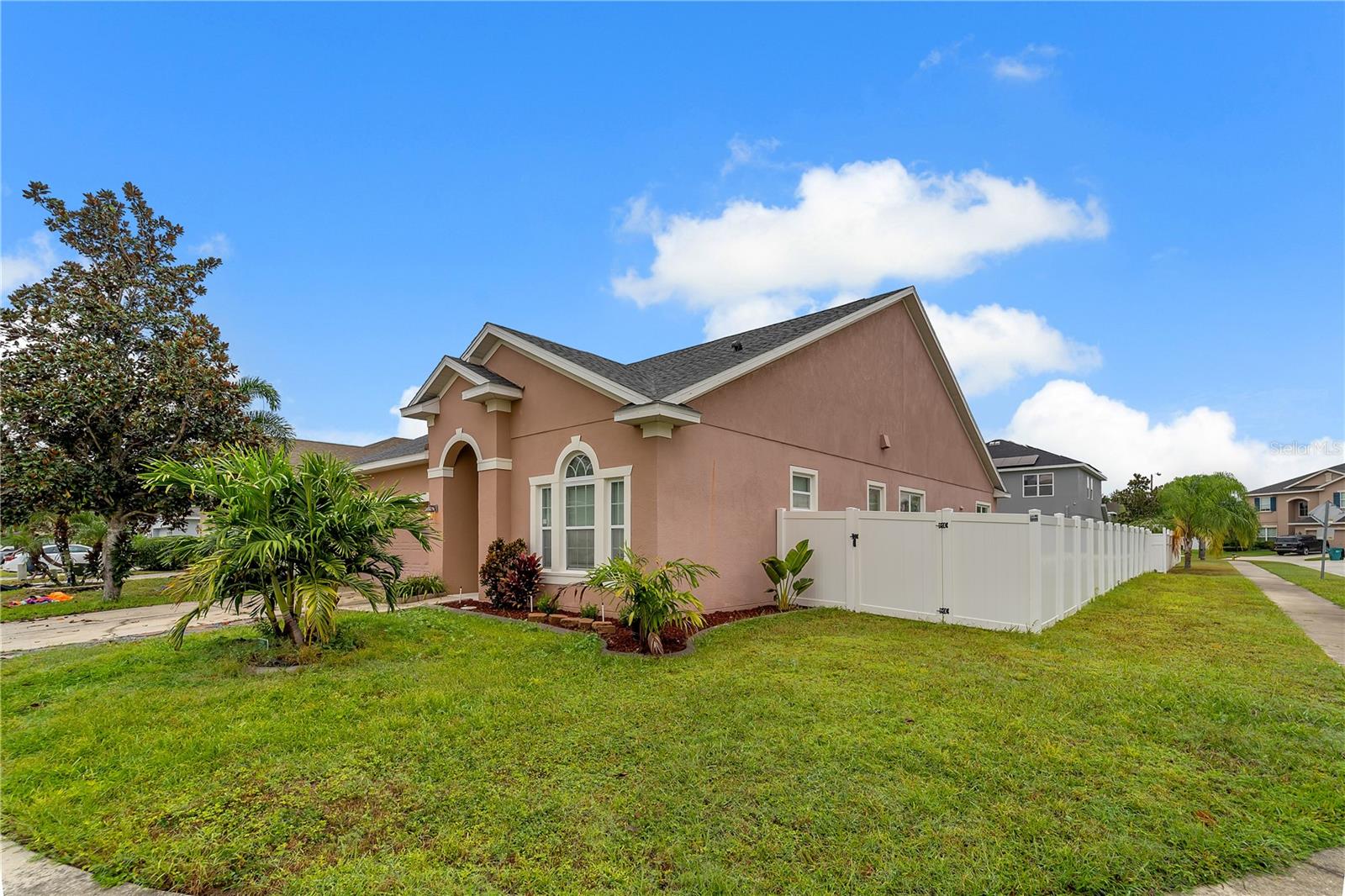 PALM COVE PH 02 - Residential