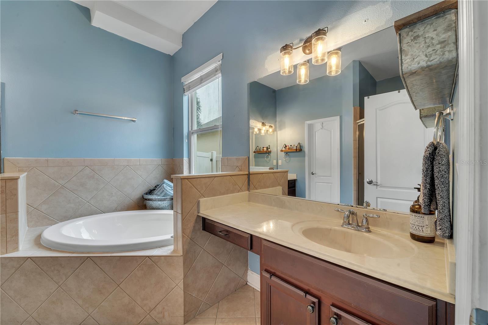 PALM COVE PH 02 - Residential