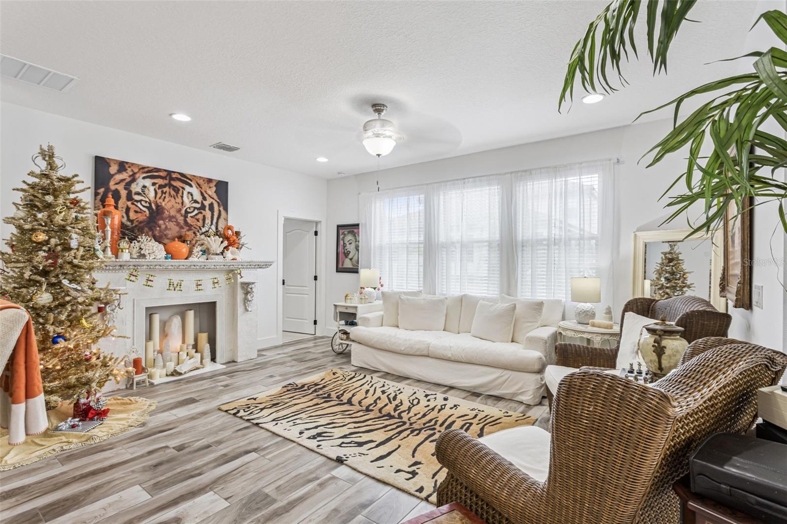 RIVIERA BELLA UN 5 - Residential