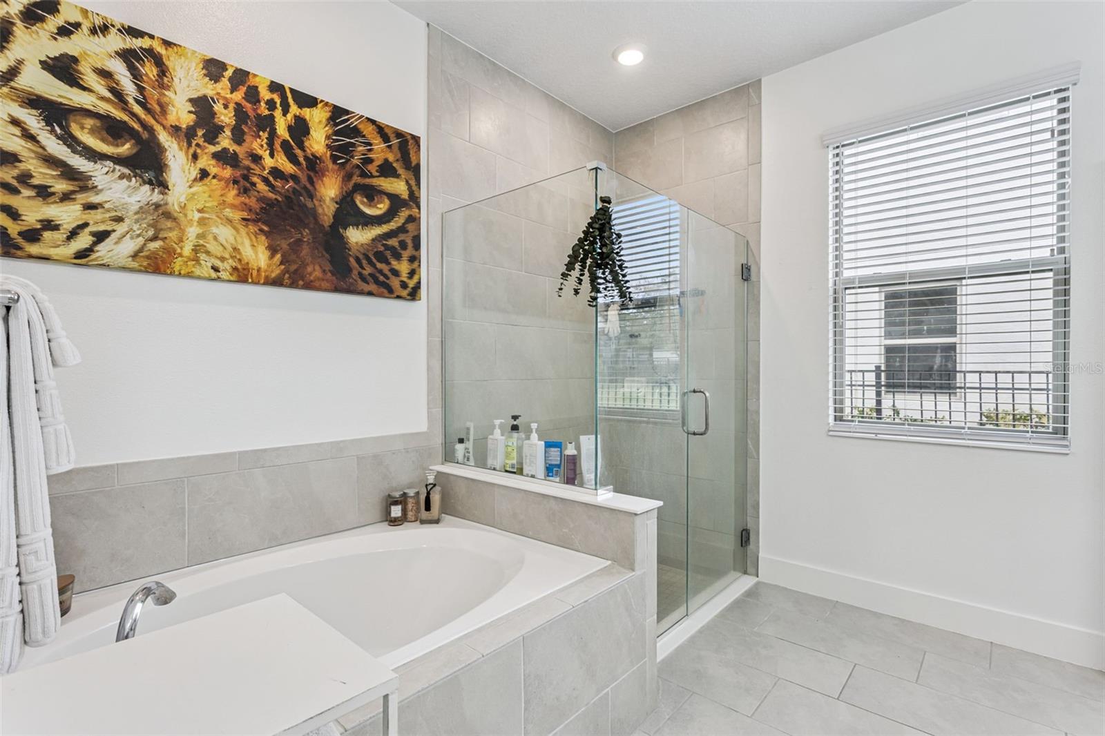 RIVIERA BELLA UN 5 - Residential