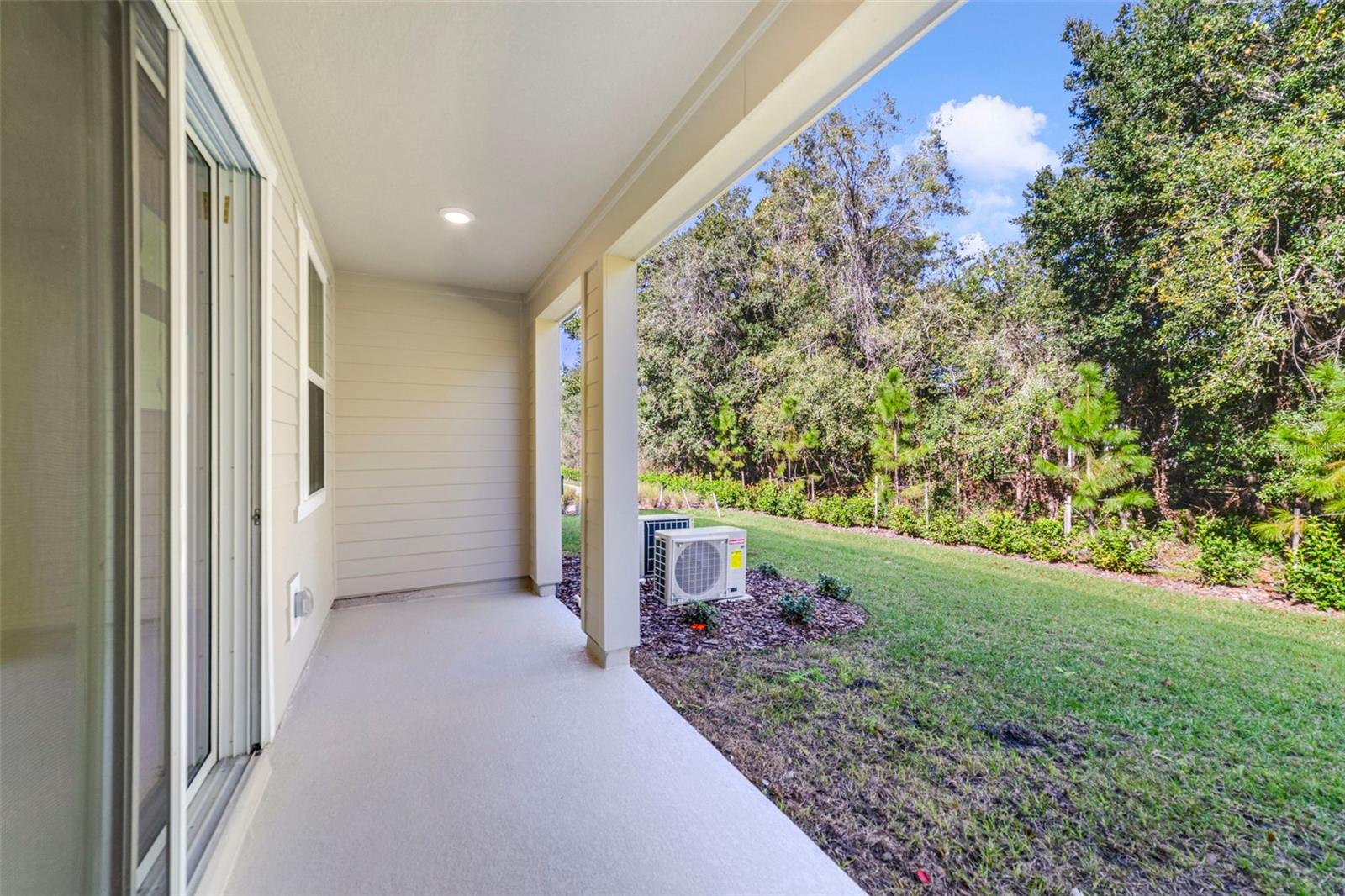 TOWNS AT GREENLEAF - Residential