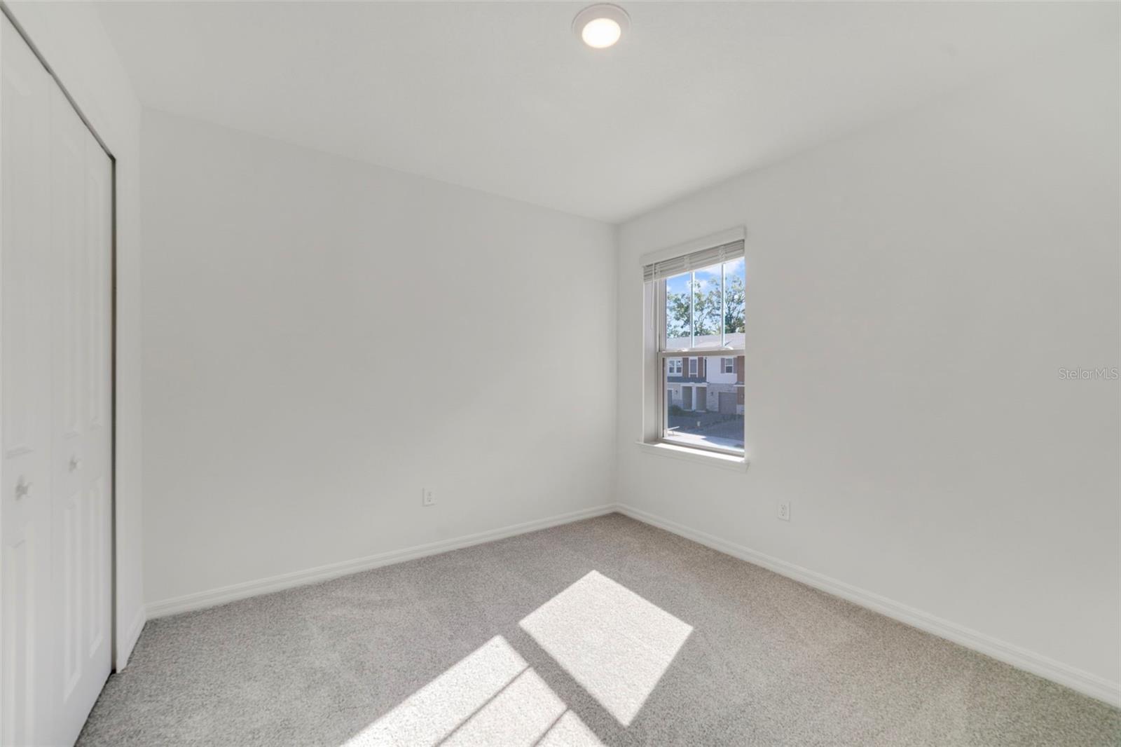 TOWNS AT GREENLEAF - Residential