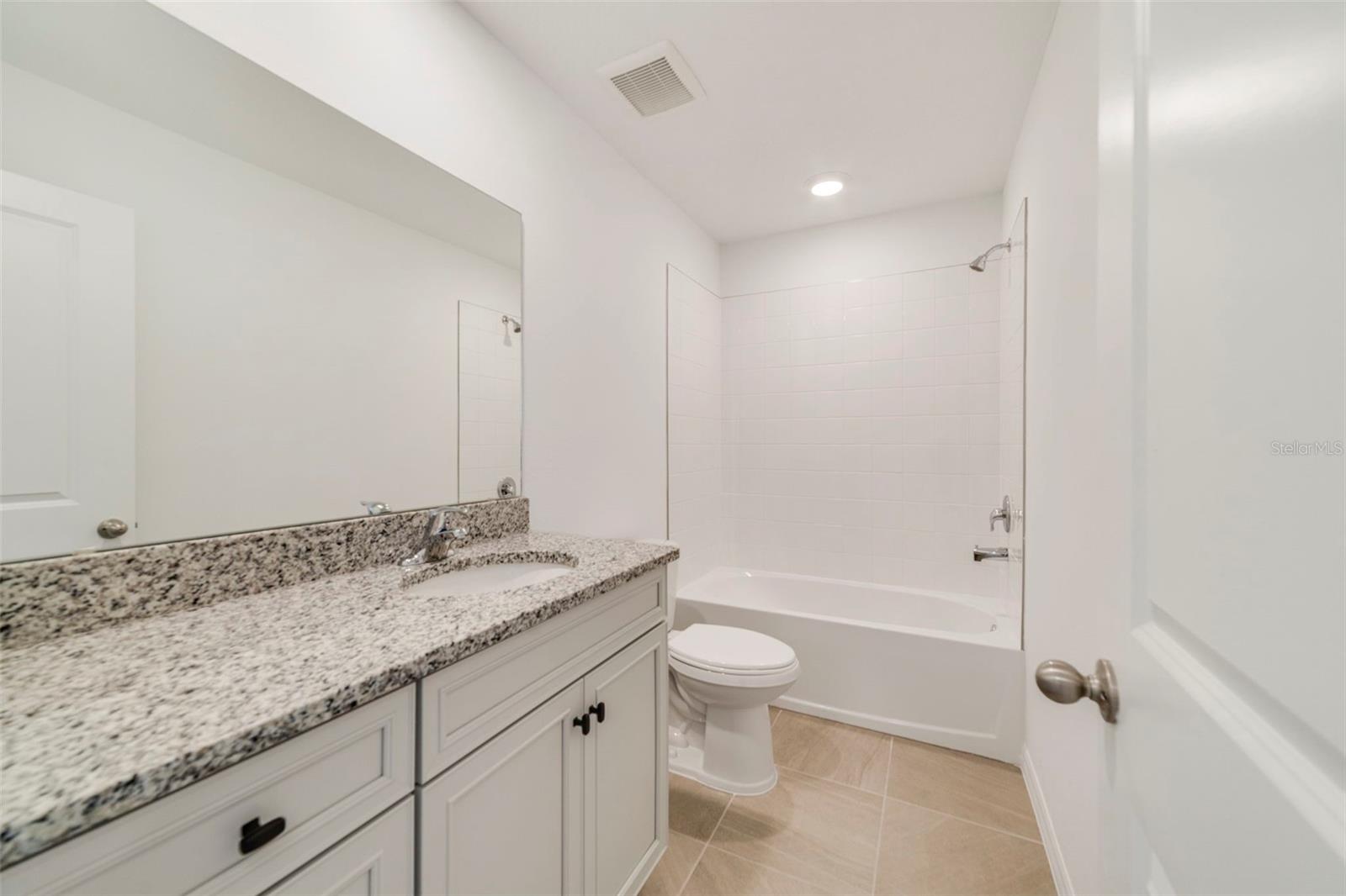 TOWNS AT GREENLEAF - Residential