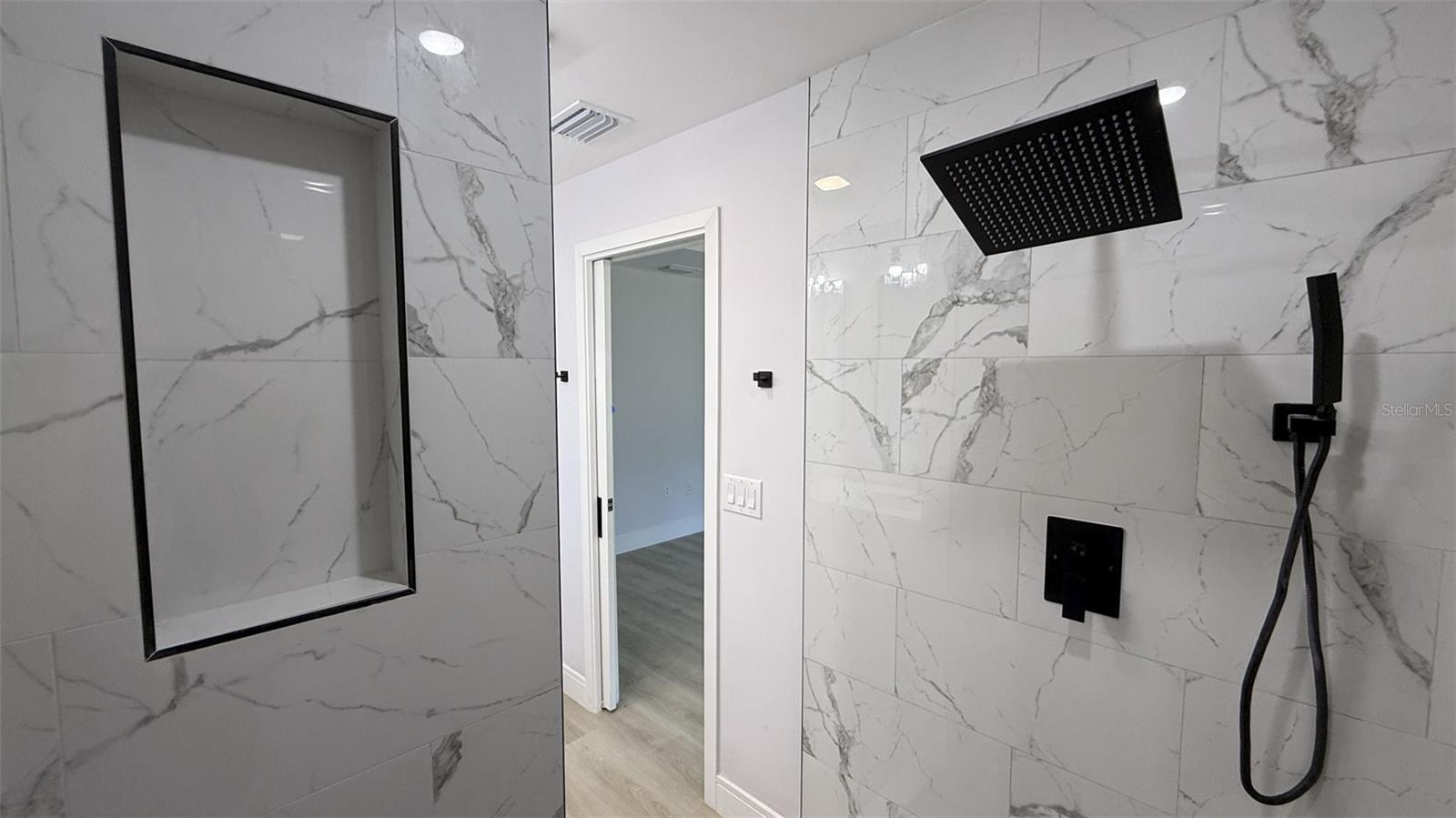 SILVER SPGS SHORES UN 35 - Residential
