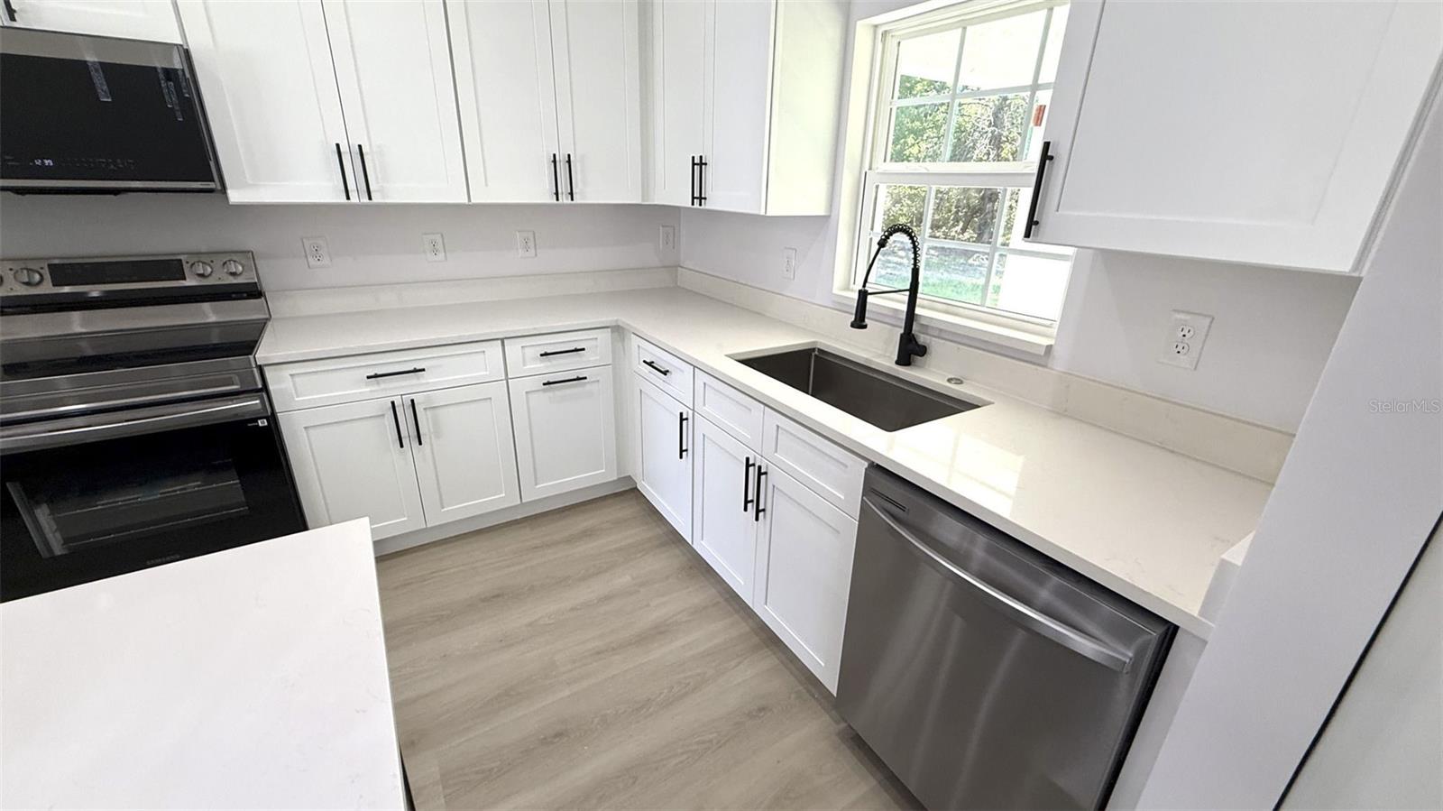 SILVER SPGS SHORES UN 35 - Residential
