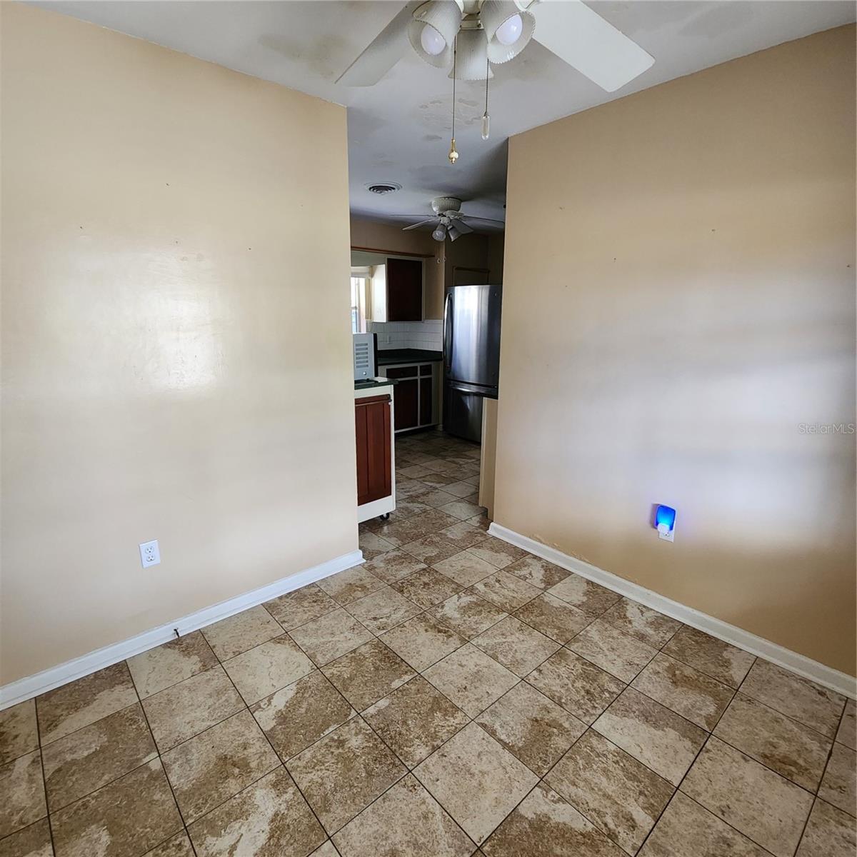 LEESBURG PALMORA PLACE - Residential