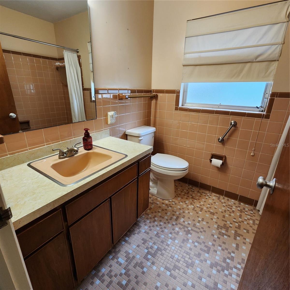 LEESBURG PALMORA PLACE - Residential