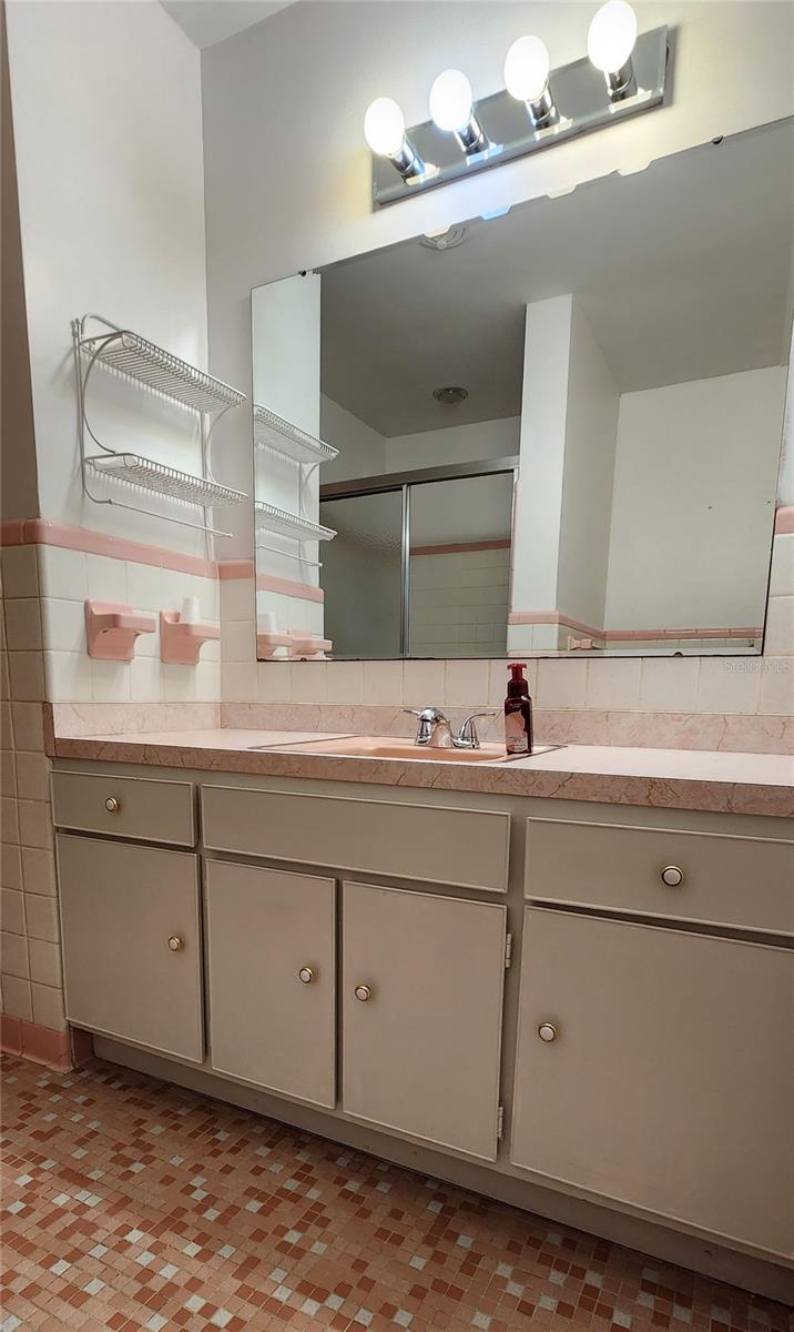 LEESBURG PALMORA PLACE - Residential