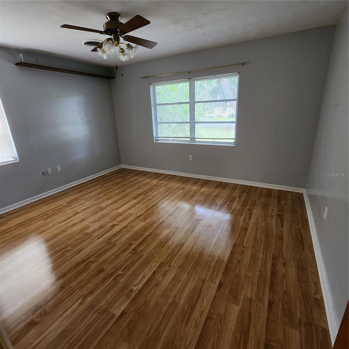 LEESBURG PALMORA PLACE - Residential