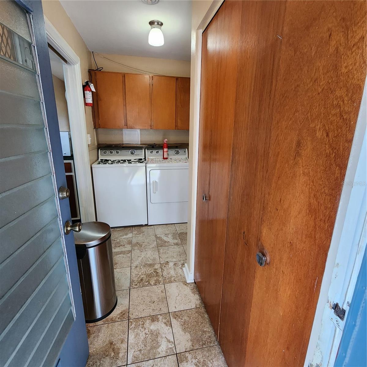 LEESBURG PALMORA PLACE - Residential