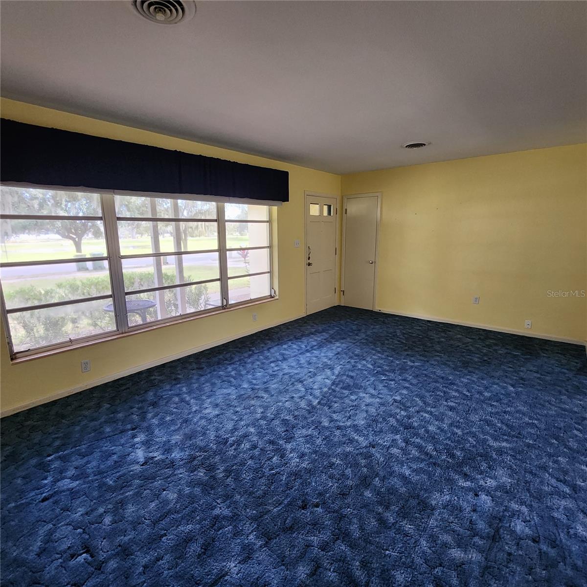 LEESBURG PALMORA PLACE - Residential