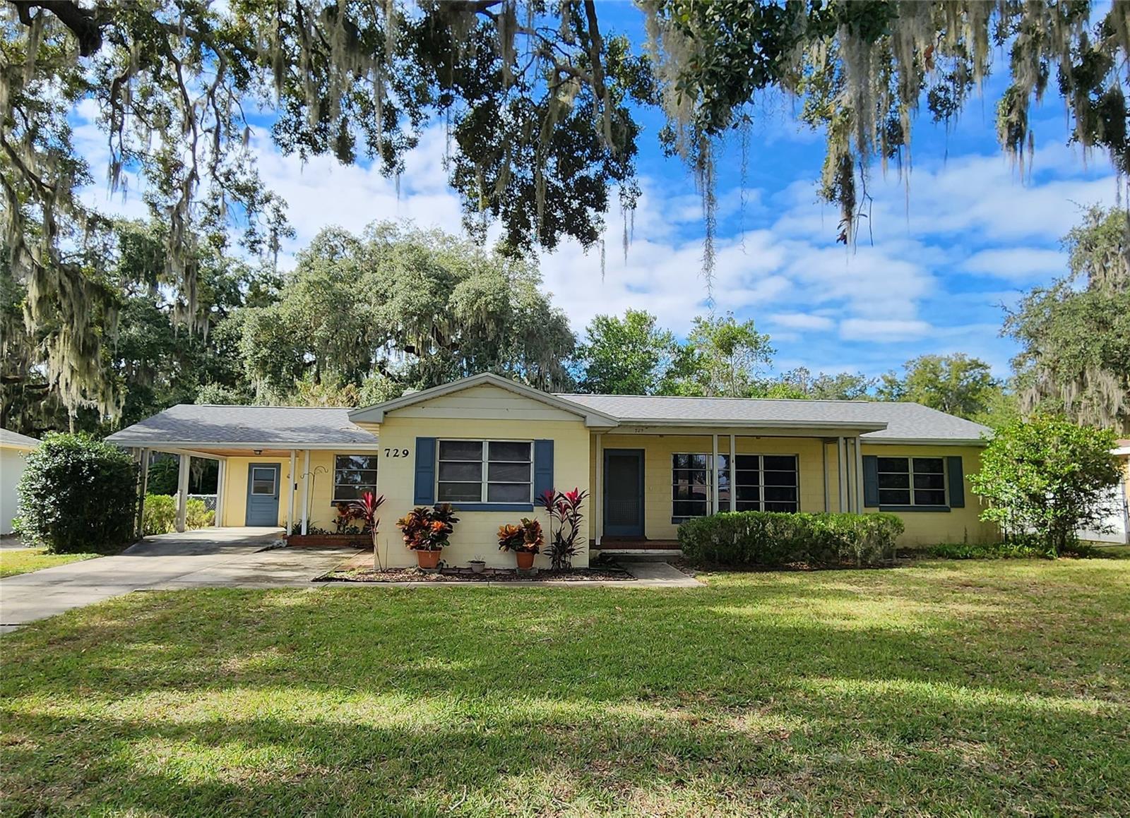 LEESBURG PALMORA PLACE - Residential