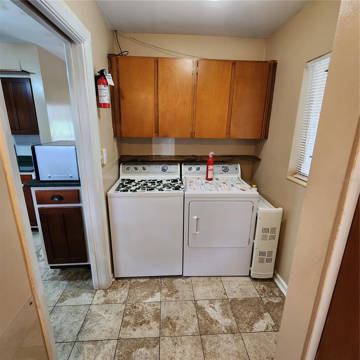 LEESBURG PALMORA PLACE - Residential