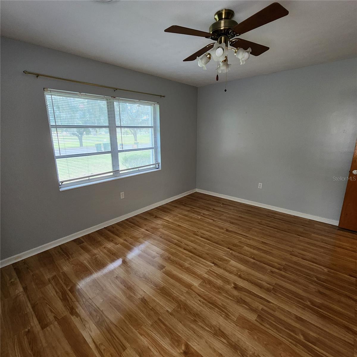 LEESBURG PALMORA PLACE - Residential