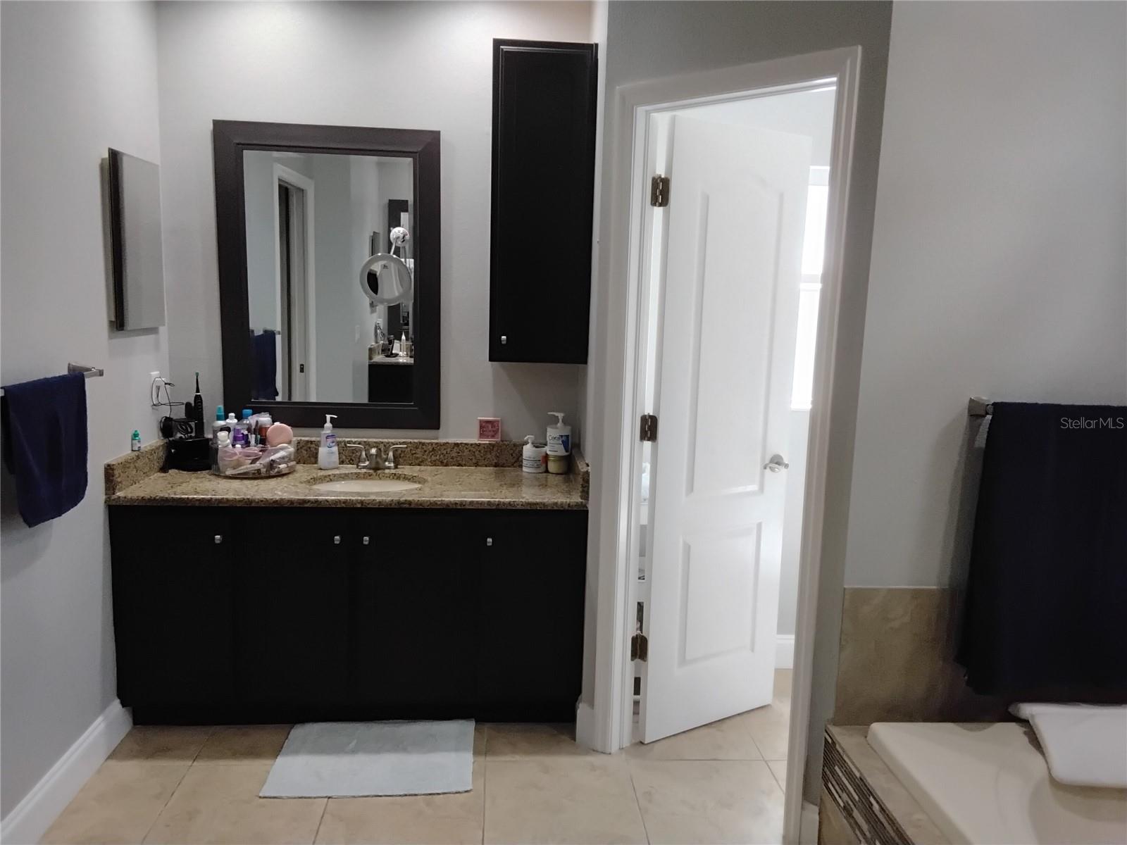 KEY VISTA PH 01 - Residential Lease