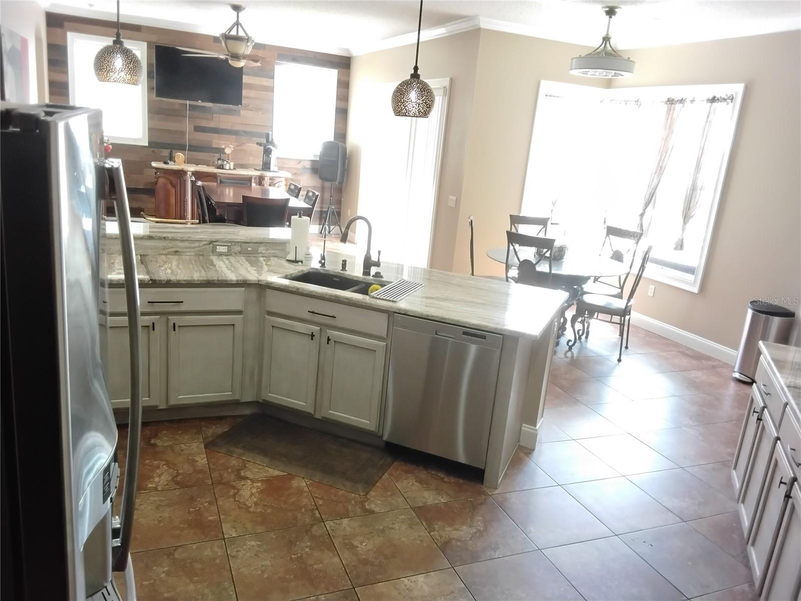 KEY VISTA PH 01 - Residential Lease