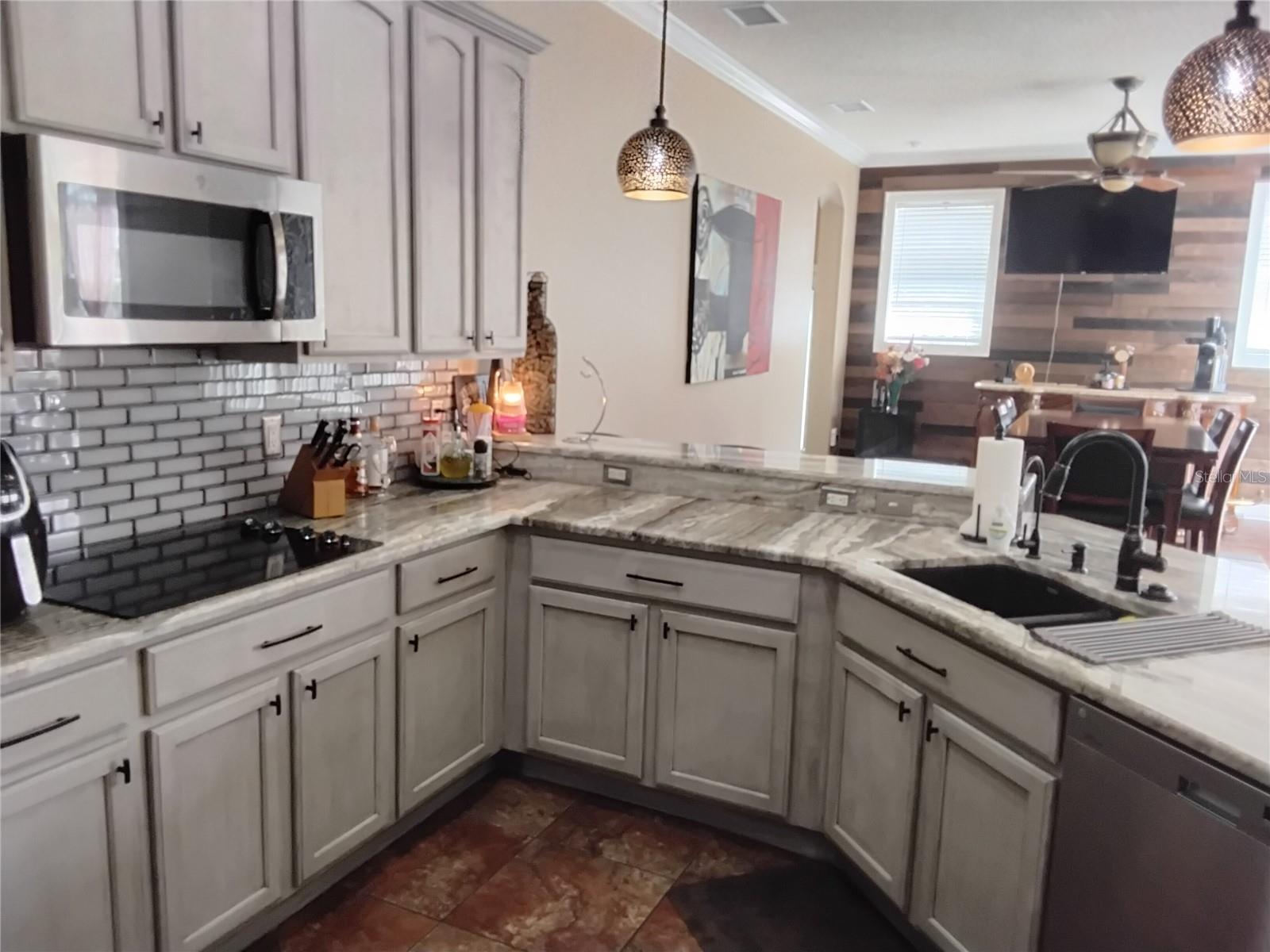 KEY VISTA PH 01 - Residential Lease