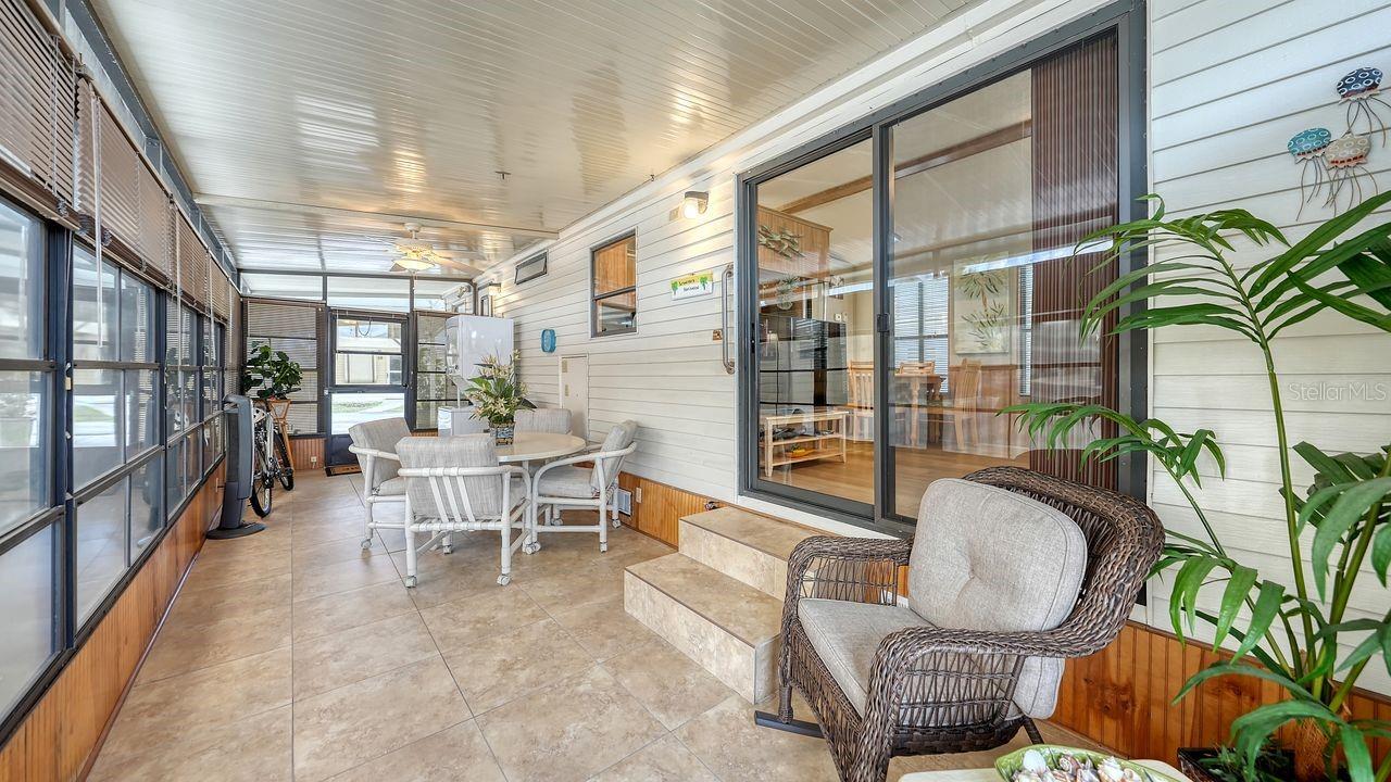HOLIDAY TRAVEL PARK ENGLEWOOD - Residential