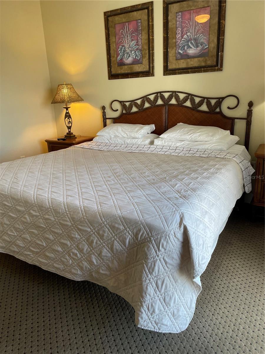 BLUE HERON BCH RESIDENCE TWR 02 CONDO - Residential Lease