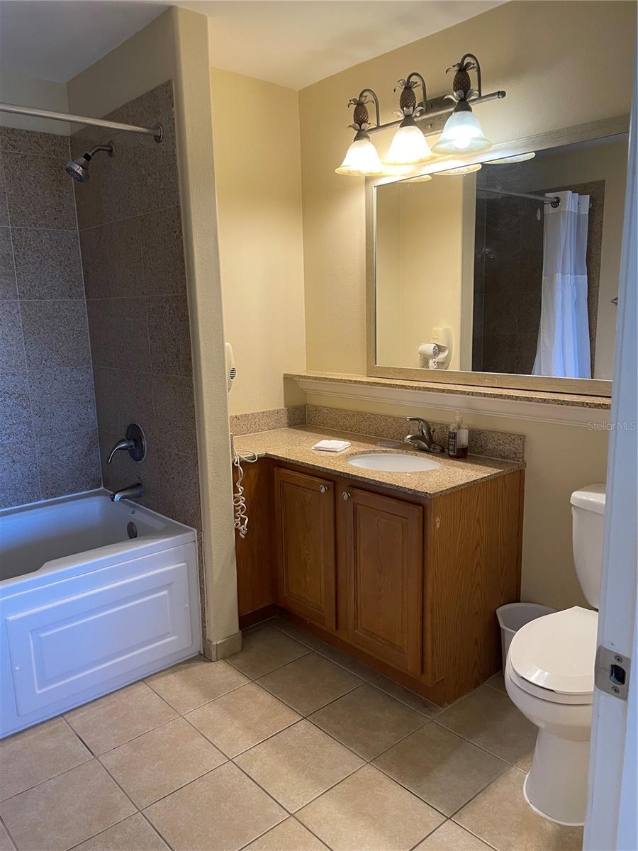 BLUE HERON BCH RESIDENCE TWR 02 CONDO - Residential Lease