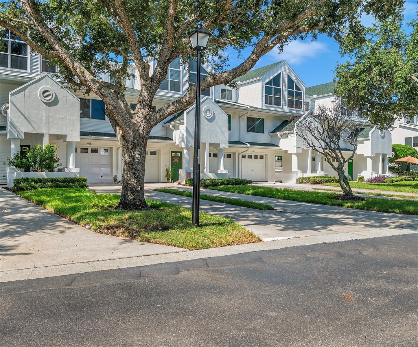 View SEMINOLE, FL 33776 townhome