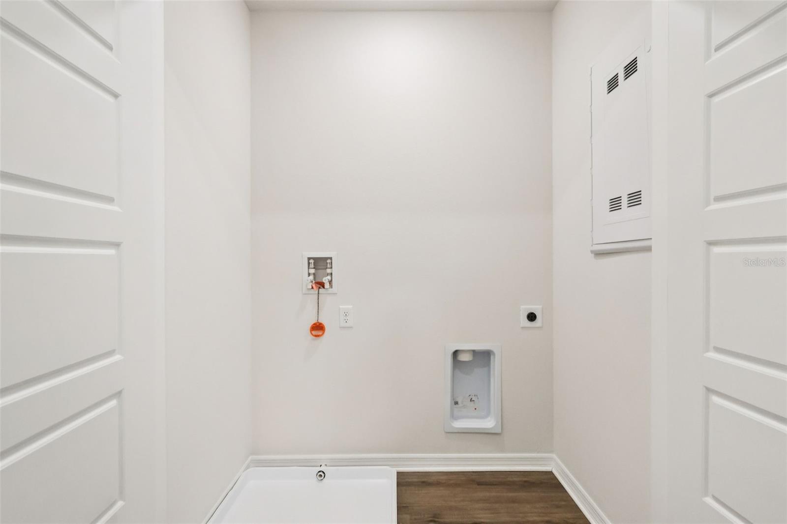 BRENTWOOD TOWNHOMES PHASES 2 & 3 - Residential