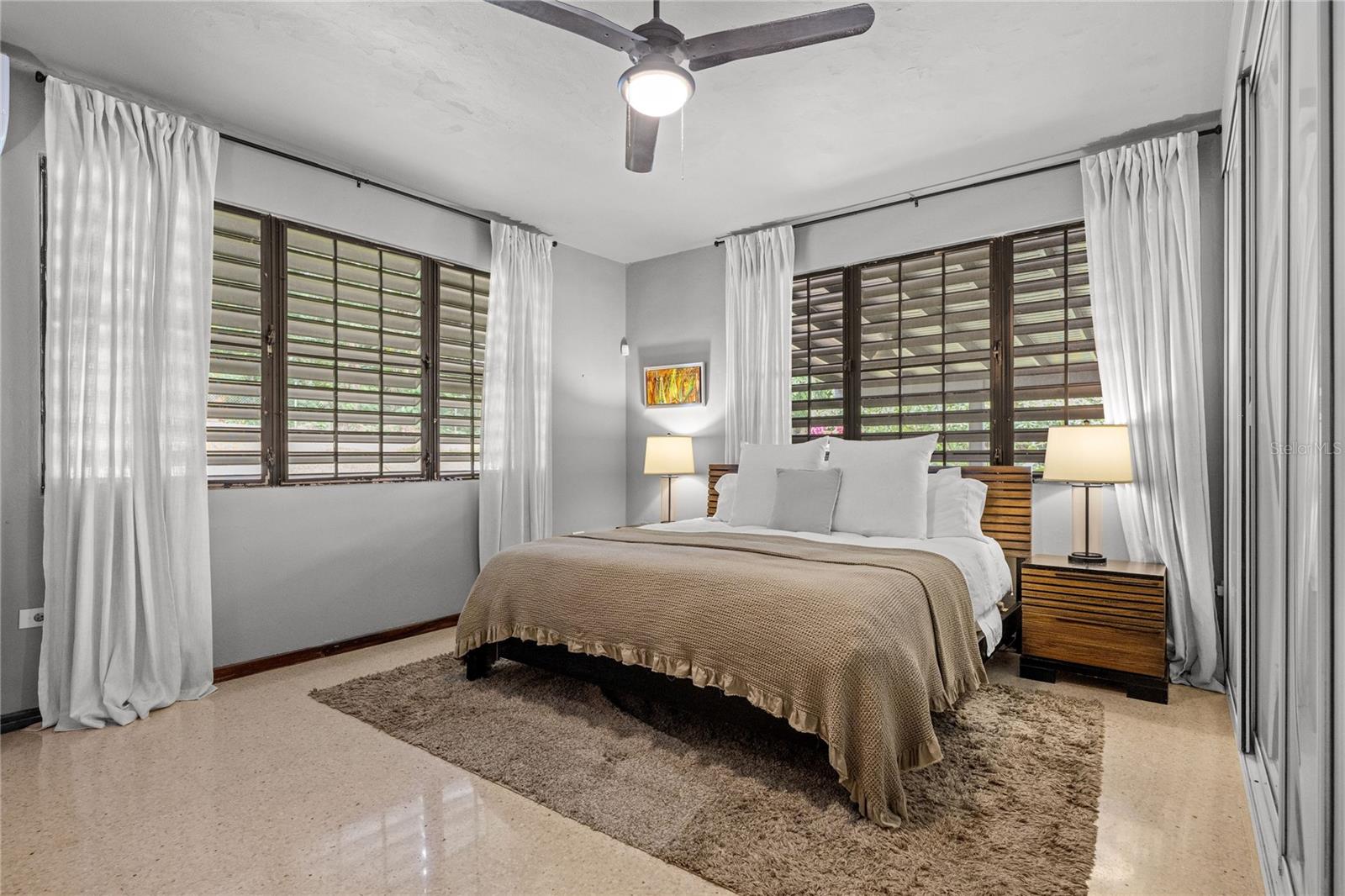 LOMAS DEL SOL - Residential