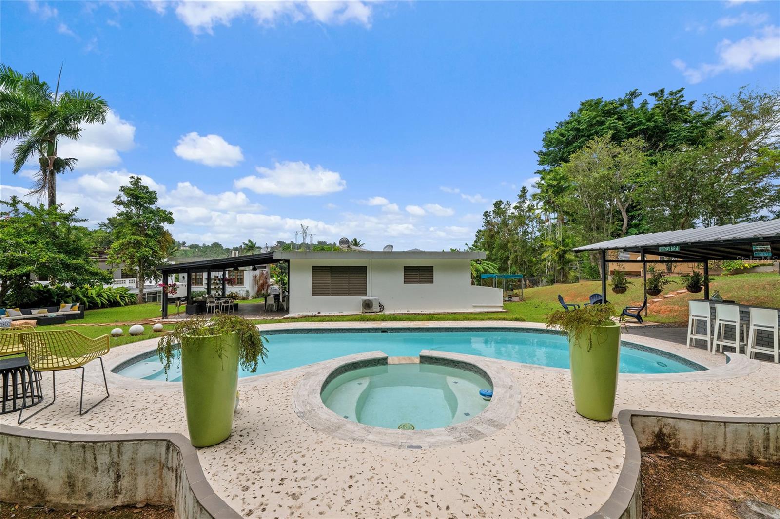 LOMAS DEL SOL - Residential