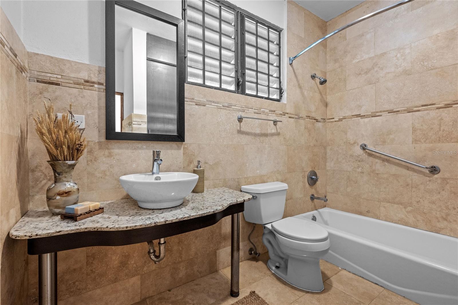 LOMAS DEL SOL - Residential