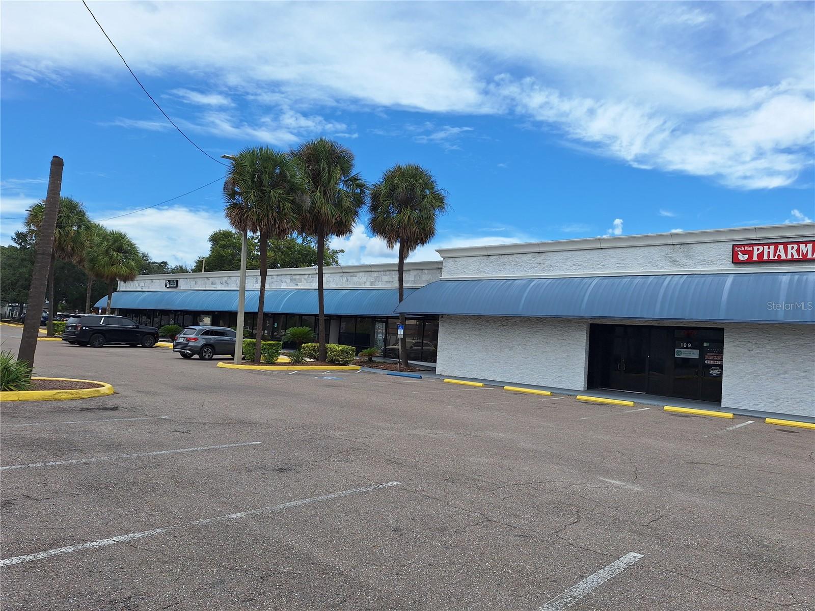 GATEWAY SUB - Commercial Lease