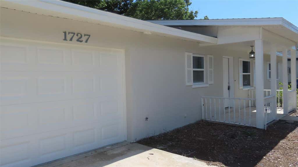 Photo of 1727 Thames Street, Clearwater, FL 33755 (MLS # TB8527896)