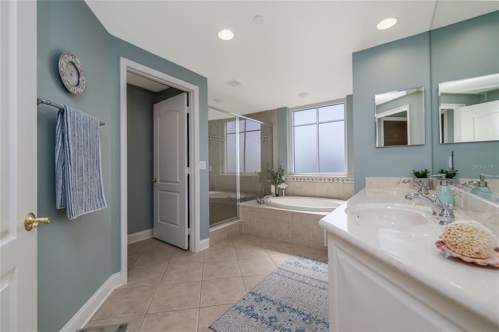 PALMS AT MINORCA PH 02 CONDO - Residential